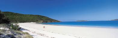 Rockhampton lies on the tropic of capricorn near the coast of queensland, south of mackay and north of bundaberg. Great Keppel Island Off Rockhampton Australia Best Island Stay Ever Rockhampton Australia Queensland