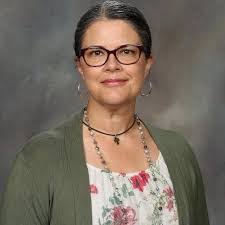 Elisa Rutherford's Instagram, Twitter & Facebook