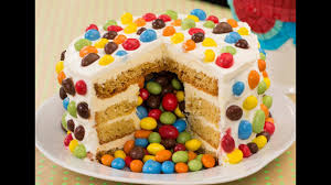 Brigitte sporrer / einfach backen. Pinata Kuchen Youtube