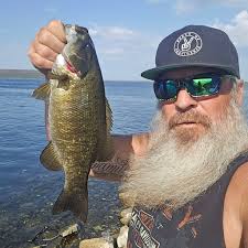 Solid day with the wife smashing smallies. Couldn't of asked for better  conditions today. This weather is unreal. Loving Manitoulin.