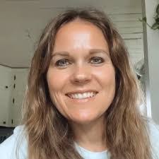 Amanda Millwood's Instagram, Twitter & Facebook