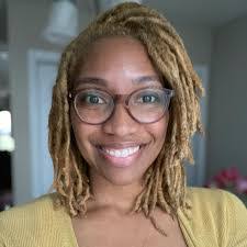 Michelle Pegues's Instagram, Twitter & Facebook