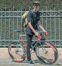 bike おしゃれまとめの人気アイデア pinterest stylegenrecomme ポーズ