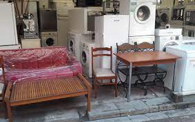 Zaman öylesine hızlı geçiyor ki bizler bile yaşlanmaktan kendimizi alıkoyamıyor iken eşyalarımız elbette geçen bu zaman içerisinde oysa ki gebze spot eşya alanlar iyi araştırılsa gebze'de eski ev eşyasına sahip olan tek bir kişi bile kalmaz. Gebze 2 El Esya Telefon 90 543 262 41 26 Gebze Ikinci El Esya Gebze Spot Gebze Spotcular Carsisi Gebze 2 El Beyaz Esya