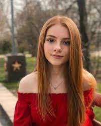 If You Re Getting Older It S Time To Get Wiser Beautiful Redhead Red Haired Beauty Red Hair Woman