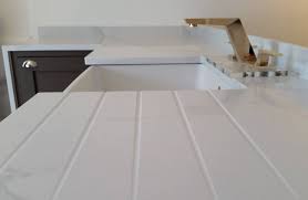 As one of the most used areas in the home, fitted kitchens need to be an inspirational place for making meals, entertaining and relaxing whilst offering an environment that stands up to daily wear and tear. Granite Vs Quartz Kitchen Worktops Moderniser