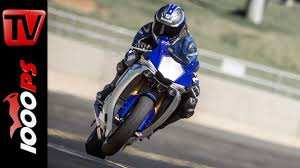 Unwanted gift to myself hence sale. 2015 Yamaha Yzf R1 Test R1m Action Sound Fazit Youtube
