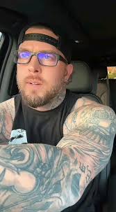 If you look am well nothing really de this life o So make we share ur babe  na🫣🤣