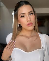 Fernanda Rodriguez added a new photo...