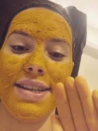 Dari zaman nenek moyang dulu hingga sekarang, bahan alami yang satu ini sukses mencuri. Daisy Ridley Pakai Masker Kunyit Untuk Cegah Jerawat