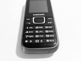 Test: Samsung E1230 – Plus Blog