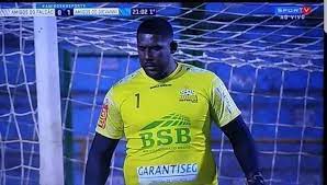 Tm + © 2020 vimeo, inc. Aranha Aparece Fora De Forma Em Jogo Festivo E Web Nao Perdoa Ta Fininho