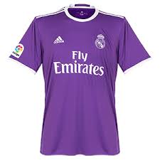 May 14, 2021 · real madrid trifft im vorletzten spiel der liga auf athletic (sonntag, 18:30 uhr). Real Madrid Football Shirt Archive