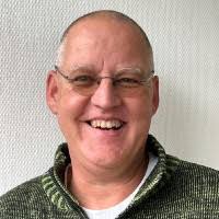 4 "Marc Ellen" profiles