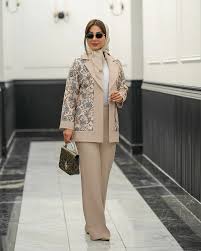 کت شلوار مجلسی زنانه طرح دار هازال - ژست مد