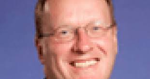 Cathay Pacific appoints Barrington as Exec Director