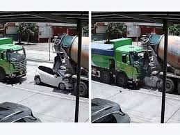 Gambar lampu kereta sebelum dan selepas. Berpantang Maut Sebelum Ajal
