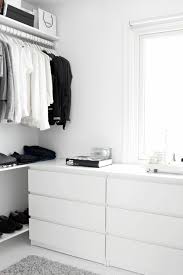 Zimmer schlafzimmerorganisation schminkzimmer hauptschlafzimmer begehbarer kleiderschrank selber bauen schrankdekoration umkleide schlafzimmer schrank traumschränke. Wie Konnen Sie Einen Begehbaren Kleiderschrank Selber Bauen