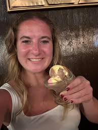 So because I'm from Kano you are asking me to pronounce #Ice_cream 😭😭😭