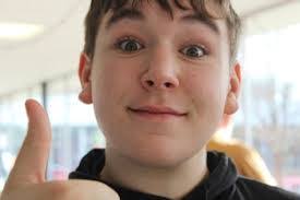 Ethan Ruggles's Instagram, Twitter & Facebook