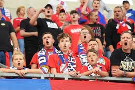 W tym materiale live można na żywo śledzić przebieg wydarzenia. Rakow Czestochowa Kaa Gent Zdjecia Kibicow Czestochowscy Fani Licznie I Glosno Wspierali Zespol W Bielsku Bialej I Zobaczyli Zwyciestwo Dziennik Zachodni