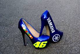 Unsere redaktion hat eine riesige auswahl an hersteller analysiert und wir präsentieren ihnen hier unsere ergebnisse unseres vergleichs. Valentino Rossi The Doctor Vr46 Vr46 Valentino Rossi Valentino Rossi 46 Valentino Rossi