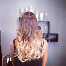 Ombre Hair Blond Realise Par Notre Salon Partenaire Raphael Perrier Le Mans Ombre Hair Hair Styles Long Hair Styles
