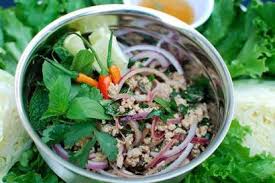 Katie chin's larb in everyday thai cooking is not a strictly authentic version. Pork Larb Gai Thai Minced Pork Salad Tasty Kitchen A Happy Recipe Community