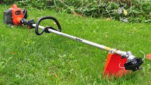 The machine is perfect for the areas where you need more than just a small grass cutting machine to. Top 10 Best String Trimmers 2020 Weed Wacker Reviews