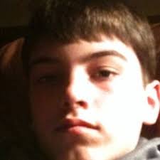 Levi Hensley (@levi0is0a0beast)