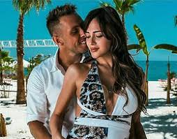 Niewątpliwie, odnajduje się w nim, jak ryba w wodzie. Lana Rybus Zachwyca Figura Po Ciazy Jak Wyglada Zdjecia 2 Viva Pl