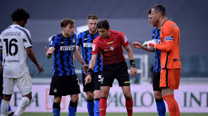 Update information for gianpaolo calvarese ». Juve Inter Arbitrata In Maniera Terribile Da Calvarese Ieri Sera Abbiamo Visto Tutto Il Peggio Della Moviola In Campo Luca Marelli