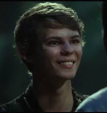 Internally Sobbing At His Cuteness 333 Robbie Kay As Peter Pan Robbie Kay Peter Pan Once Upon A Time Peter Pan Robbie Kay