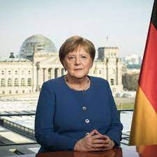 Die deutsche bundeskanzlerin lebt mit ihrem mann in einer gewöhnlichen europäischen wohnung. Angela Merkel Cdu Als Bundeskanzlerin Deuschlands Wissenschaftlerin Und Privatperson Hamburg
