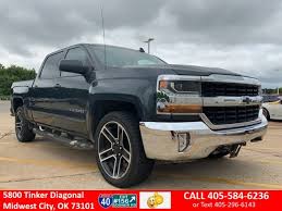 Tendido tumbada tumbadas tumbados acta diminuto menudo minutar minuto momento despacho a lo lejos se ven llegando caravanas llegan trokas altas y también bien tumbadas con los vidrios. Camionetas Chevrolet En Venta En Oklahoma City Ok Cargurus