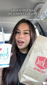 I know how hard it is to find good fast food options, but @CalorieCap has  been such a life saver lately! #ad #sponsored  Today for lunch I went to  Jack in the box and got the sourdough chicken ...