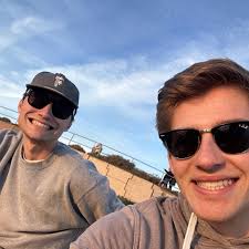 Emma Kowes and Joshua Zahnd's Wedding Website