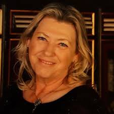 Meet the Team Behind Our Reporting Services