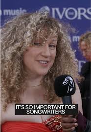 Fiona Cauley Dose The Carpet Match The Rims