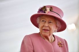 Jan 02, 2021 · the queen, born into tradition and rules, doesn't seem to have much patience for drama or scandal, yet andrew is reportedly her favorite of her four children. Queen Elizabeth Takes Part In A Video Call With Young Leaders