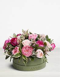 The Real Flower Company Mixed Pink Scented Hat Box Arrangement Flower Vase Arrangements Fresh Flowers Arrangements Hat Box Flowers