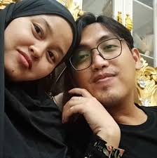 Dad wants to know: Does anybody have the recipe for Helmutt Schmitz's navy  bean soup?