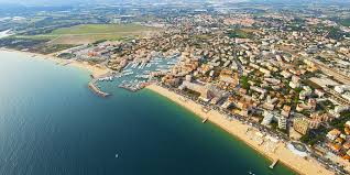 If you're spending some time in fréjus plage, frejus beach and nature base françois léotard are top sights worth seeing. Agreable Appartement A Frejus Plage Wohnungen Zur Miete In Frejus Provence Alpes Cote D Azur Frankreich