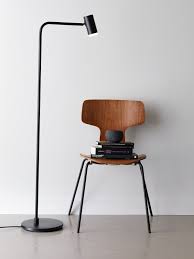 Cato Q In 2020 Stehlampe Wohnzimmer Stehlampe Und Schwarze Lampe