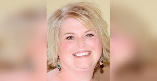 Renee Messer's Instagram, Twitter & Facebook