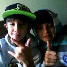 thomas ayala (@thomiayala)