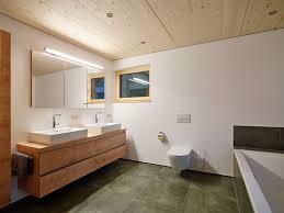 Efh Hafele Vorarlberger Holzbaukunst Holzbau Haus Boden Badezimmerspiegel
