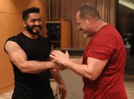 فيلم الفلوس بطولة تامر حسني و زينه. Ø§Ù„ÙÙ„ÙˆØ³ Ø§Ù„Ø§Ø³Ù… Ø§Ù„Ù†Ù‡Ø§Ø¦ÙŠ Ù„ÙÙŠÙ„Ù… ØªØ§Ù…Ø± Ø­Ø³Ù†ÙŠ Ø§Ù„Ø¬Ø¯ÙŠØ¯ ÙˆØ§Ø­ØªÙ…Ø§Ù„Ø§Øª Ø¨Ù…Ø´Ø§Ø±ÙƒØªÙ‡ ÙÙŠ Ø§Ù„Ø£Ø¶Ø­Ù‰ Ø®Ø§Øµ
