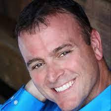 Lisa Gayheart's Instagram, Twitter & Facebook