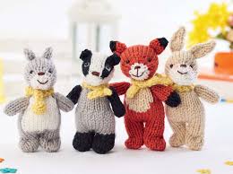 Since i held the yarn at double, the pocket wolf came out to be larger than the pocket fox! Woodland Friends Knitting Patterns Let S Knit Magazine